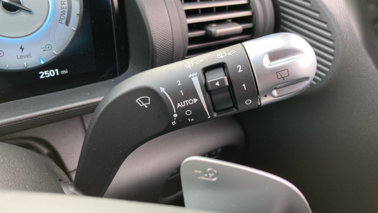 Hyundai INSTER 85kW 02 49kWh 5dr Auto Electric Hatchback